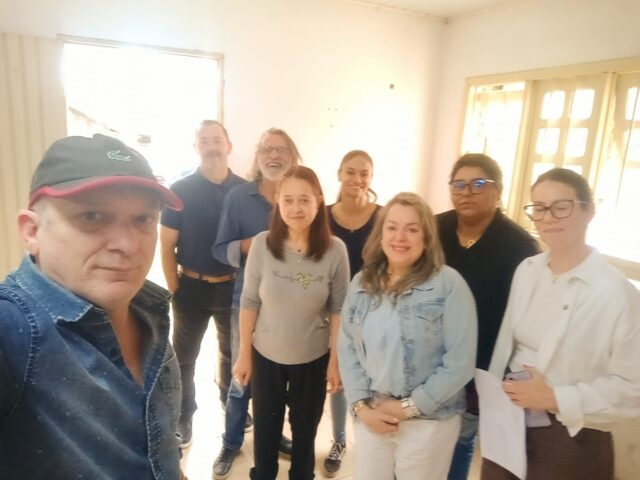 Representantes do ITTA e do Instituto Doce Prazer de Viver celebrando a nova cooperação estratégica.